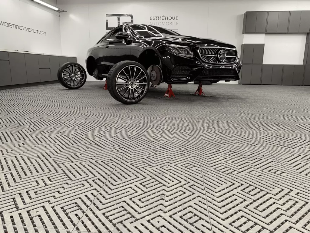 Detailing Mercedes